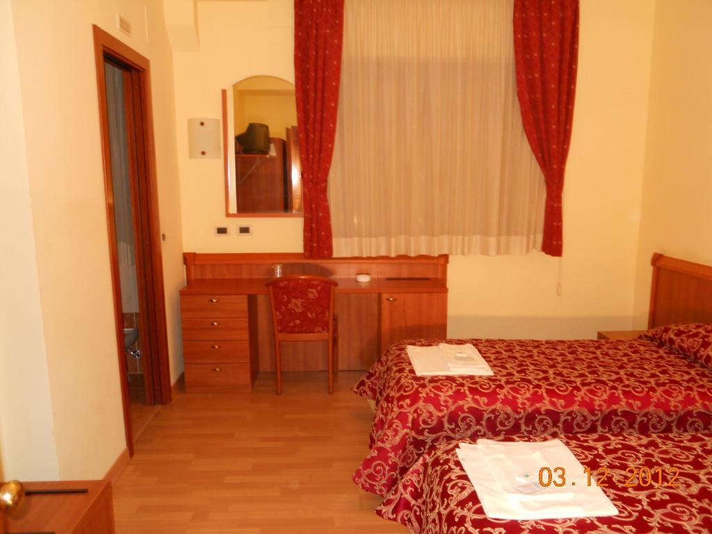 Hotel Val Di Sangro Perano Phòng bức ảnh